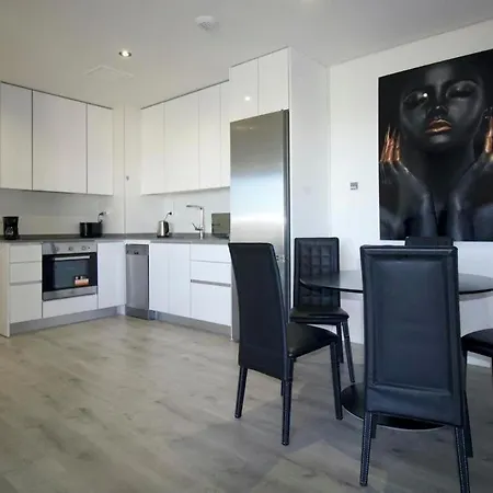 5-star Complex With 3 Pools & Gym Apartament